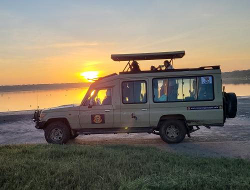 sunrise at Ndutu area