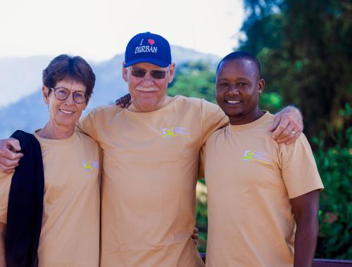 Tanzania Safari Specialist Guide with Travellers at Serengeti National Park