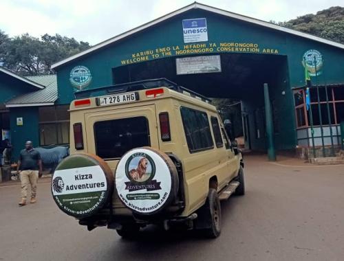 4 days Tanzania sharing safari image